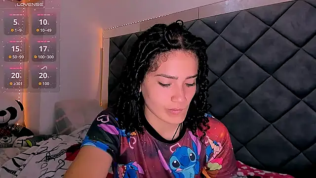 Nellyhills online show from September 27, 2025, 11:59 am