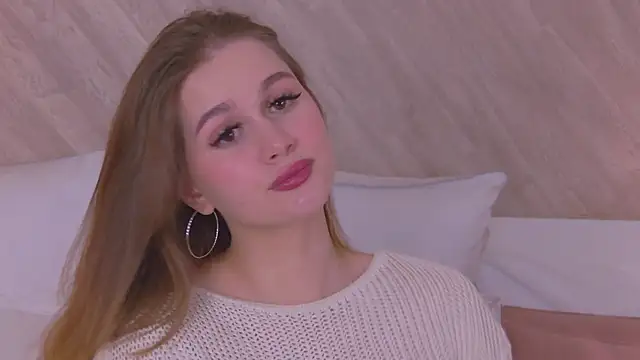 EllieHayes online show from December 26, 2024, 2:59 pm