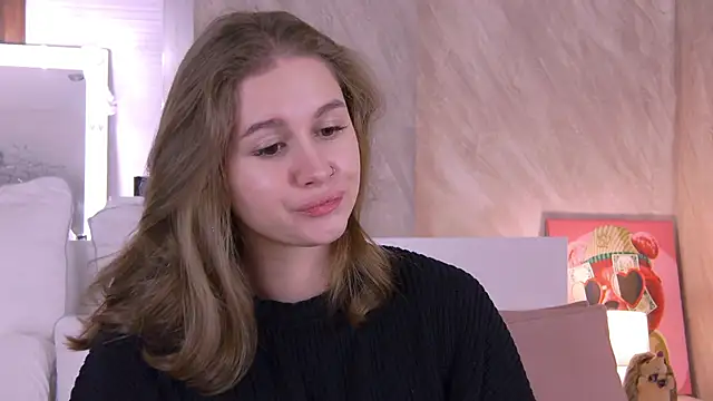 EllieHayes online show from September 27, 2025, 4:01 pm