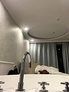 ChuChu1991 online show from November 30, 2025, 11:58 am