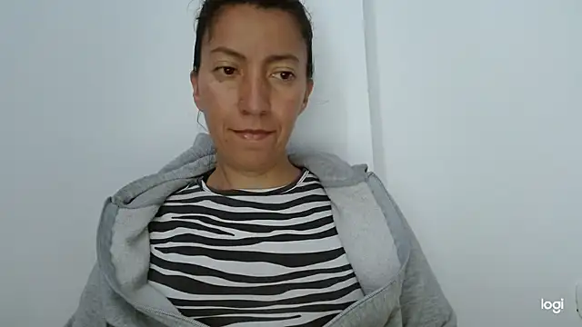 kaybabyhot online show from September 12, 2025, 2:17 pm