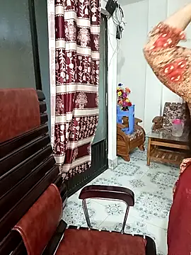 Hot-Angel  online show from April 15, 2026, 11:27 pm