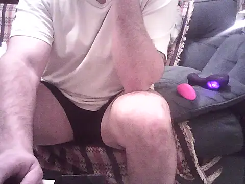 Snapshot of CCComandante chatting on June 4, 2026, 11:05 am CCComandante online show from June 4, 2026, 11:05 am