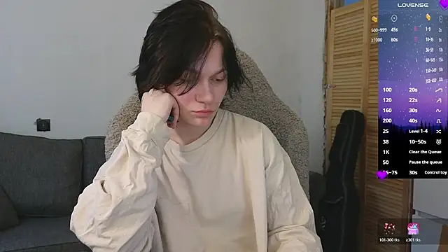Snapshot of esajukyy chatting on April 22, 2026, 1:01 pm esajukyy online show from April 22, 2026, 1:01 pm