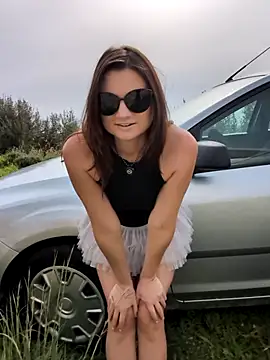 Samira-Summer online show from March 3, 2026, 8:42 am