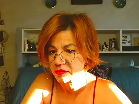 Natali3855 online show from September 25, 2025, 4:27 am