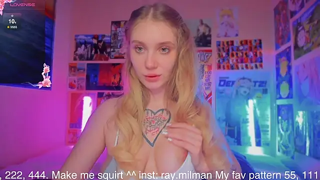 Snapshot of AliceMilman chatting on March 18, 2025, 3:21 pm AliceMilman online show from March 18, 2025, 3:21 pm