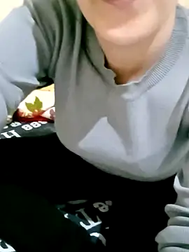 ShadiaStar online show from November 26, 2025, 7:59 pm