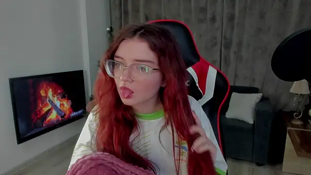 Sonya Glen online show from December 29, 2024, 12:52 am