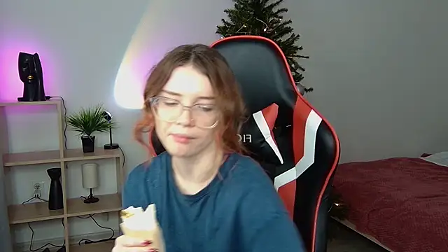 Sonya Glen online show from January 15, 2025, 5:47 pm