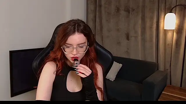 Sonya Glen online show from January 18, 2025, 5:26 pm