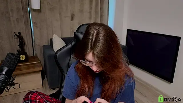 Sonya Glen online show from February 23, 2025, 9:55 am