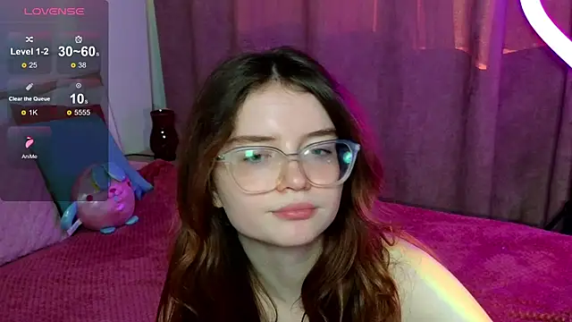 Sonya Glen online show from March 22, 2025, 2:27 am