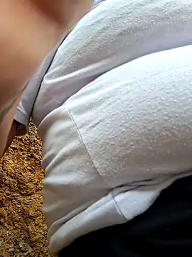 chubby sexy big tits online show from March 21, 2025, 7:46 pm