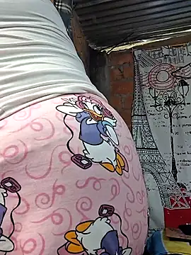 chubby sexy big tits online show from October 27, 2025, 12:09 pm