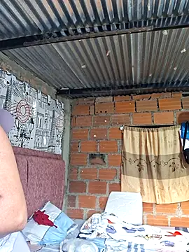 chubby sexy big tits online show from January 15, 2026, 11:37 am