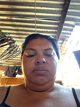 chubby sexy big tits online show from January 18, 2026, 11:58 am