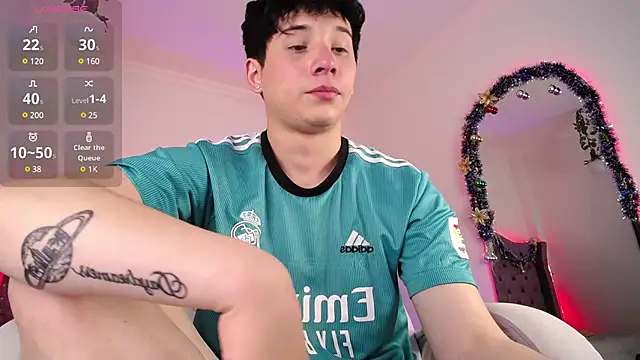 JustinMiller   online show from December 17, 2024, 7:40 am