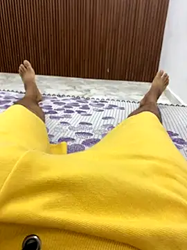 Lahcene online show from November 2, 2025, 5:26 pm