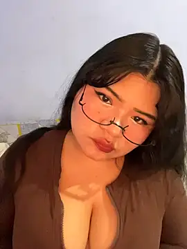 Snapshot of CANELA_9911 chatting on June 1, 2026, 10:11 pm CANELA 9911 online show from June 1, 2026, 10:11 pm