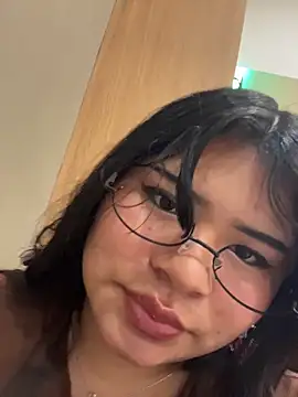 Snapshot of CANELA_9911 chatting on June 5, 2026, 11:32 pm CANELA 9911 online show from June 5, 2026, 11:32 pm