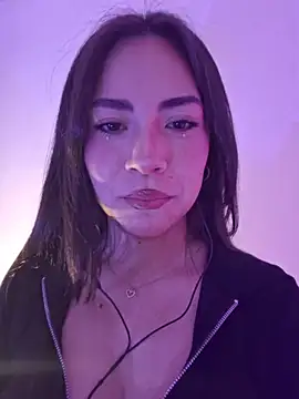 Melody 04 online show from November 7, 2025, 3:17 am