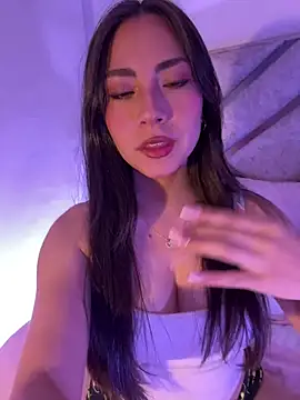 Melody 04 online show from November 15, 2025, 2:20 am