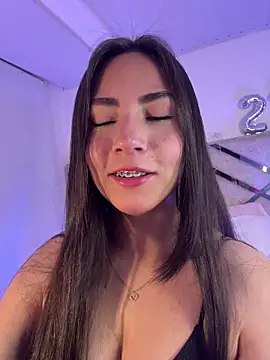 Melody 04 online show from November 27, 2025, 2:46 am