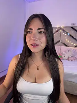 Snapshot of Melody_04 chatting on June 7, 2026, 1:54 am Melody 04 online show from June 7, 2026, 1:54 am