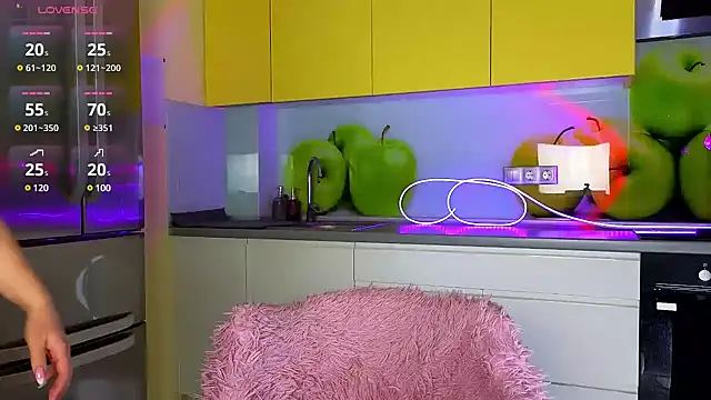 MissFreyaX online show from January 29, 2025, 9:50 pm