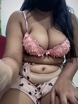 stylishpooja online show from September 27, 2025, 5:40 pm