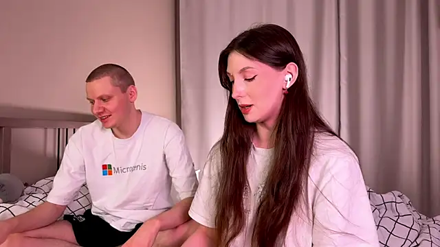 eternal dream  online show from December 10, 2024, 5:44 pm