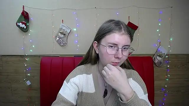 Snapshot of RysaKosaYlya chatting on December 21, 2024, 12:38 pm RysaKosaYlya online show from December 21, 2024, 12:38 pm