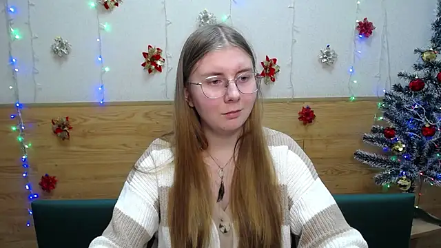 Snapshot of RysaKosaYlya chatting on January 12, 2025, 6:49 am RysaKosaYlya online show from January 12, 2025, 6:49 am