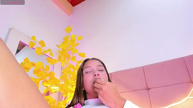 HaleyAmaya online show from April 17, 2026, 10:57 pm