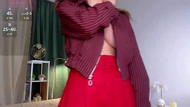 ElvaHilby online show from March 2, 2025, 3:05 pm