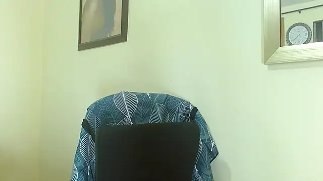 katerineleon online show from September 27, 2025, 9:20 pm