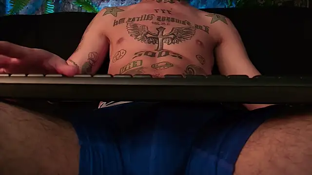 Junihn0 online show from December 20, 2024, 3:10 pm