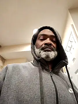 sinnernoir online show from January 7, 2026, 4:31 pm