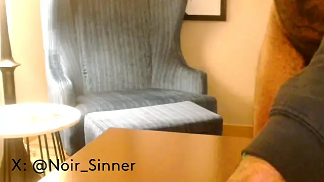 sinnernoir online show from February 15, 2026, 1:02 am