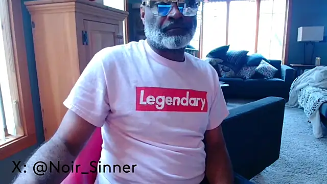 sinnernoir online show from March 11, 2026, 6:25 pm