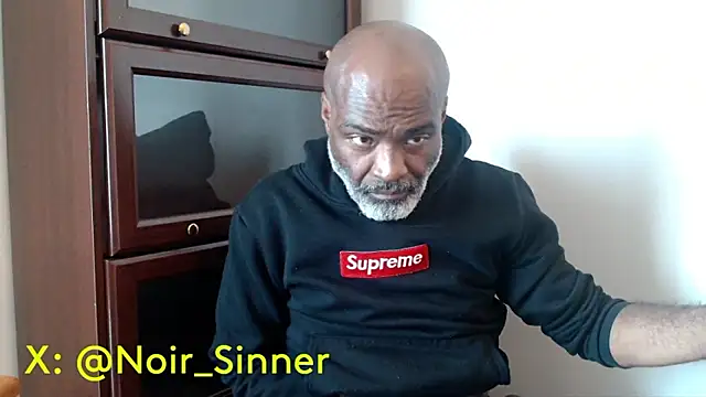 Snapshot of sinnernoir chatting on May 12, 2026, 6:38 pm sinnernoir online show from May 12, 2026, 6:38 pm