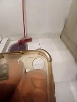 Lucastranzao online show from April 19, 2026, 11:53 am