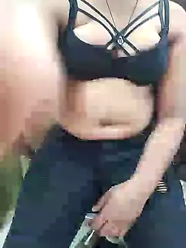 Snapshot of Cute-Anamika50 chatting on December 22, 2024, 5:23 am Cute-Anamika50 online show from December 22, 2024, 5:23 am