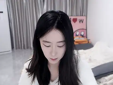 LOLO-yaya online show from December 15, 2024, 7:02 am