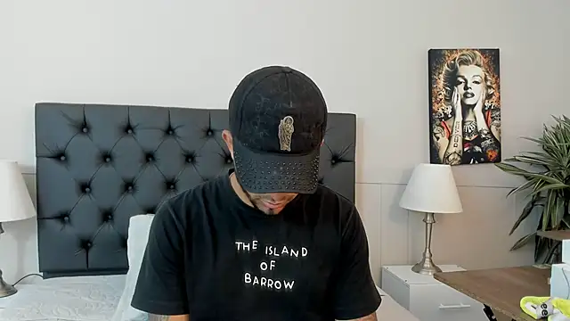 Robin Rief online show from September 30, 2025, 3:33 am