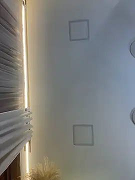 Robin Rief online show from February 7, 2026, 3:32 am