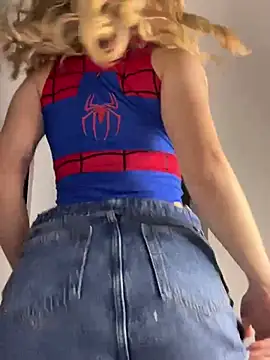 Snapshot of NicoleCut chatting on January 31, 2025, 11:24 am NicoleCut online show from January 31, 2025, 11:24 am