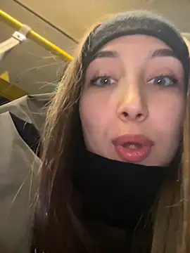 VelvetVixenI online show from November 19, 2025, 5:24 pm