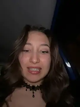 Snapshot of VelvetVixenI chatting on February 24, 2026, 6:39 pm VelvetVixenI online show from February 24, 2026, 6:39 pm